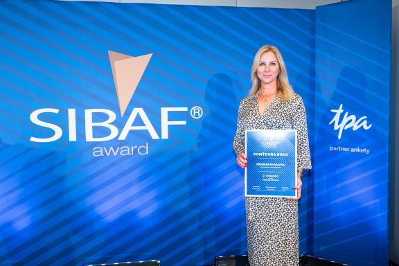 15. ročník SIBAF® award 2023 Zuzana Lauermannová riaditeľka úseku obchodu s ocenením