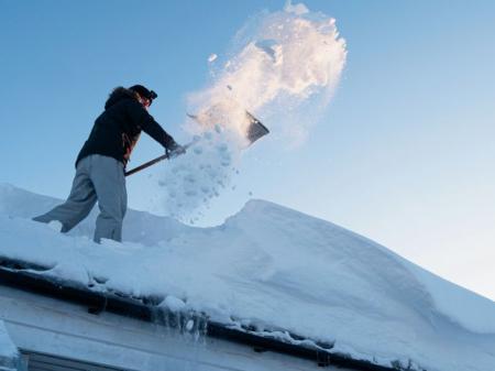 Ako predísť najčastejším škodám v bytových domoch počas zimy?